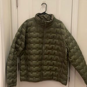 Like new Columbia Sportswear Puffer Jacket- interchange compatible.